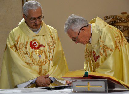 Fr. José Ornelas Carvalho and Fr. Antonio Panteghini served as witnesses to Fr. Heiner's oath during the Closing Mass.